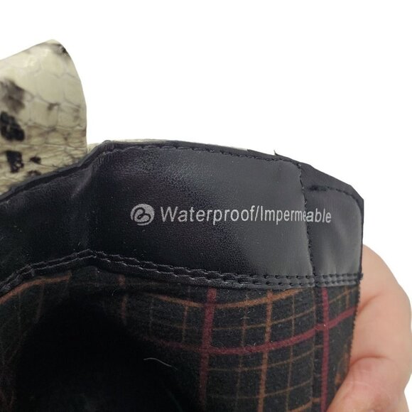 Blondo 7 Elvina Waterproof Leather Bootie Snakeskin Print - Picture 15 of 15